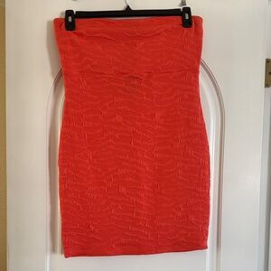 Material Girl Strapless Textured Tube Dress in Coral